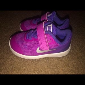 Size 5c toddler Nike’s